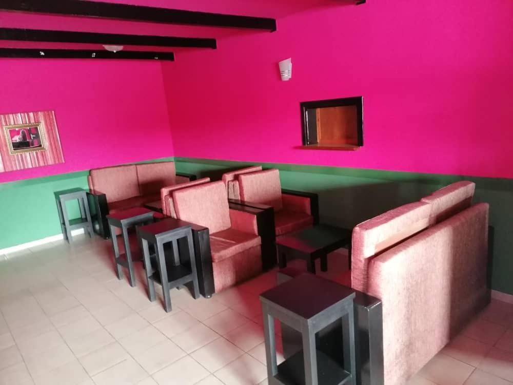 Hotel La Couronne Rw Yaoundé Exterior foto